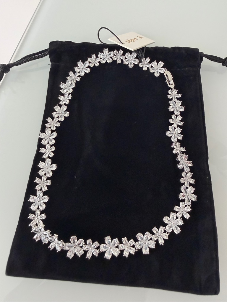 Viral Piper K Flower Cubic Zirconia Necklace 80$